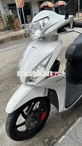 Honda Vision 2019 Trắng ( hỗ trợ góp )