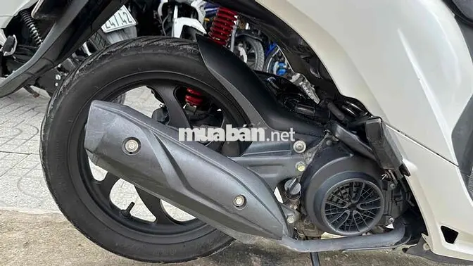 Honda Vision 2019 Trắng ( hỗ trợ góp )