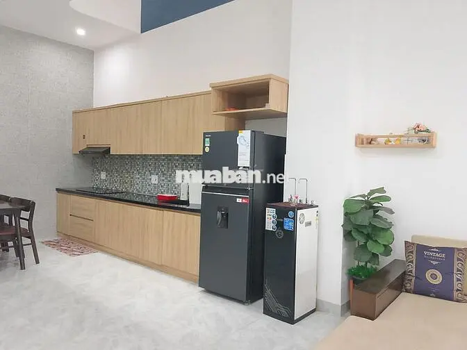 Cho thuê nhà 3 tầng đường Diên Hồng, Hoà Xuân, Đà Nẵng.