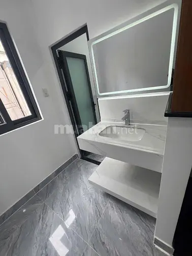 Bán nhà 2MT 59A 3 Tháng 2 ngay Hà Đô. DT 4x12m, 5 tầng