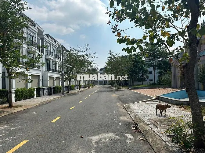 cần bán đất 90m2 trong khu đô thị thành phố Hồ Chí Minh giá chỉ 600tr