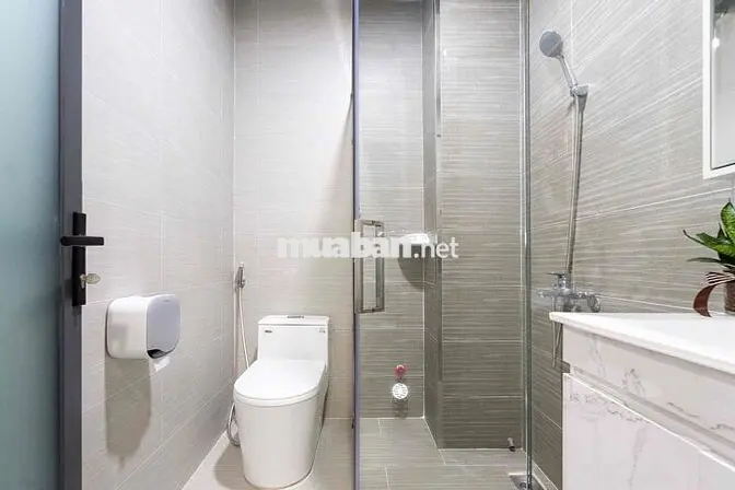 Chung Cư Hầm Xe Thang Máy , Nội Thất Cao Cấp Ngay Khu Trường Đại Học