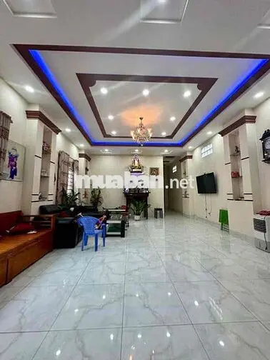 Cho Thuê Nhà Mặt Tiền Nguyễn Thị Sáu DT 5,5x38 1Trệt 2Lầu