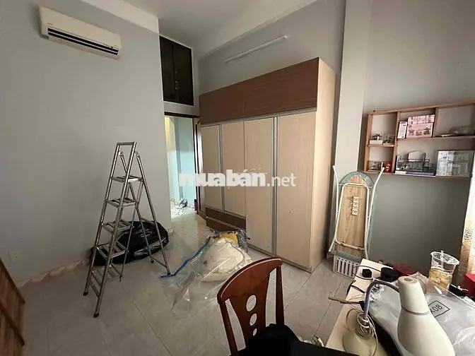 chính chủ cho thuê nhà 3 tầng hẻm 87 lê văn duyệt 13 triệu