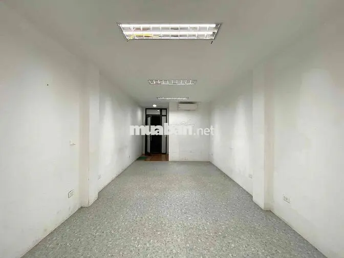 Chính chủ cho thuê VP  70m² ngã tư Artemis Trường Chinh