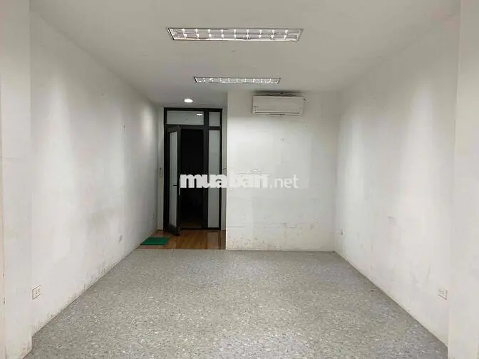 Chính chủ cho thuê VP  70m² ngã tư Artemis Trường Chinh