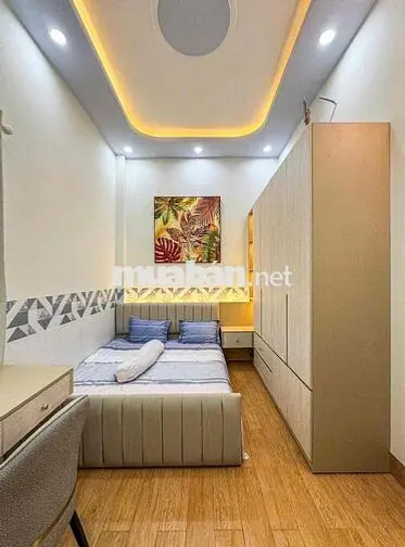 Bán Nhà Xây Mới 03 Phòng ngủ , 01 phòng thờ , nội thất rất cao cấp
