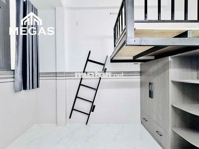 NHÀ MỚI ĐI BỘ QUA ĐH NGÂN HÀNG, KINH TẾ LUẬT, COONG NGHỆ KỸ THUẬT HCM