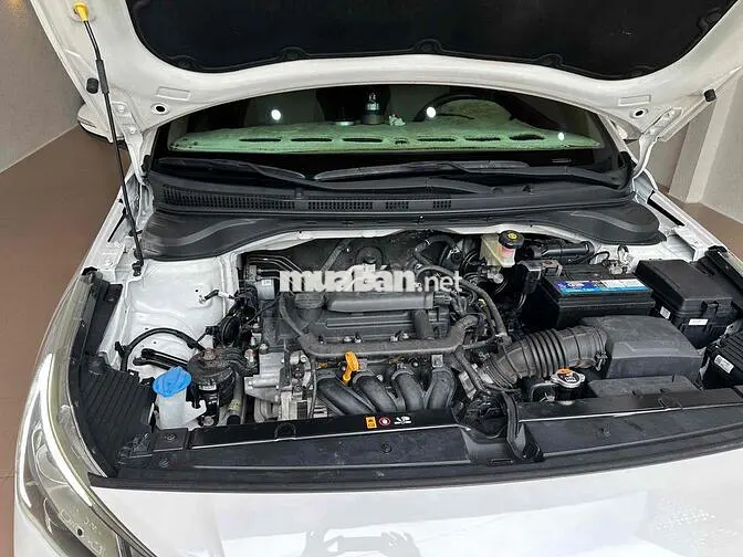 Hyundai Accent Trắng Bản cao cấp 60,000 km