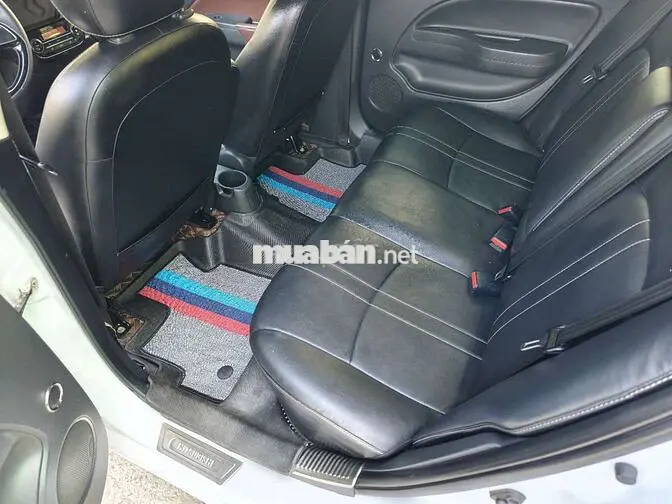 Mitsubishi Attrage 1.2AT Premium Trắng 12000 km