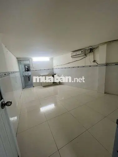 PHÒNG CHO THUÊ RỘNG RÃI – CÓ MÁY LẠNH – BẾP RIÊNG – WC RIÊNG