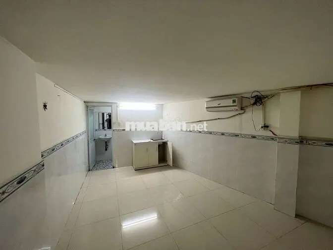 PHÒNG CHO THUÊ RỘNG RÃI – CÓ MÁY LẠNH – BẾP RIÊNG – WC RIÊNG