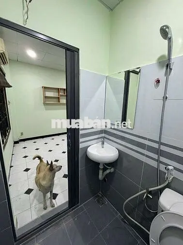 Phòng trọ ban công, máy lạnh 2tr6 - 3tr5 chợ Bình Triệu, Đh Luật