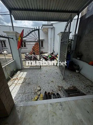 Cho Thuê Nhà Nguyên Căn Linh Xuân Thủ Đức 80m² 2PN HXH - 7 Triệu/Tháng