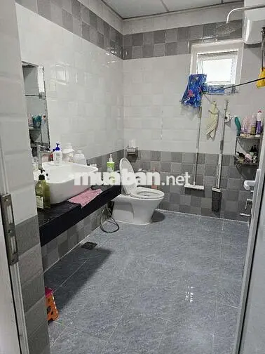 Chung cư nhiều tiện ích, thoáng mát