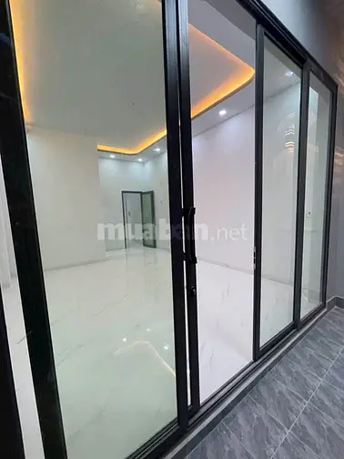 Bán nhanh căn nhà lầu tại đường Nguyễn Văn Bứa Hóc Môn 