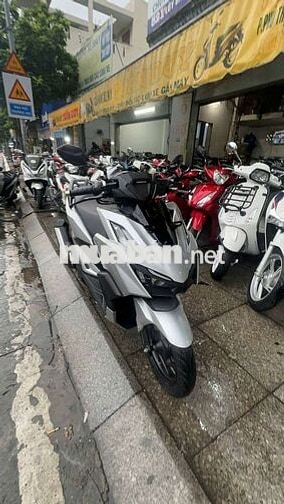 Honda Vario 160 ABS 2023 Bạc đã qua sử dụng