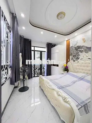 Giảm 1 Tỷ SIÊU PHẨM LÔ GÓC SÁT MẶT TIỀN HXH NGỦ TRONG NHÀ CÓ PHÒNG TR