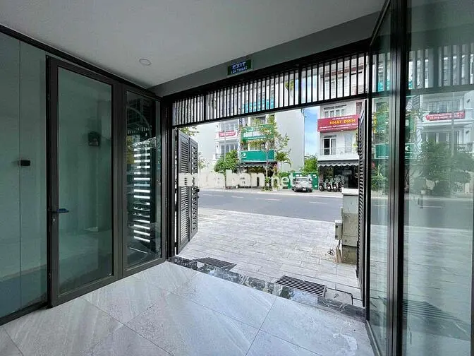 Cho thuê mặt bằng kinh doanh mặt tiền Khu đô thị Hà Quang 2