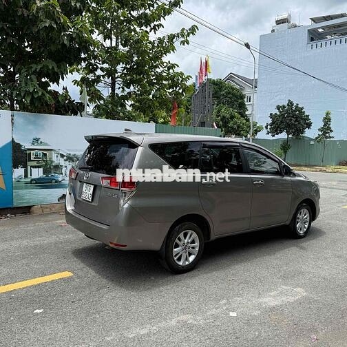 Toyota Innova 2019 số sàn 1 chủ