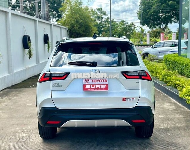 Toyota Yaris Cross 2024 1.5 D-CVT Trắng Ngọc Trai