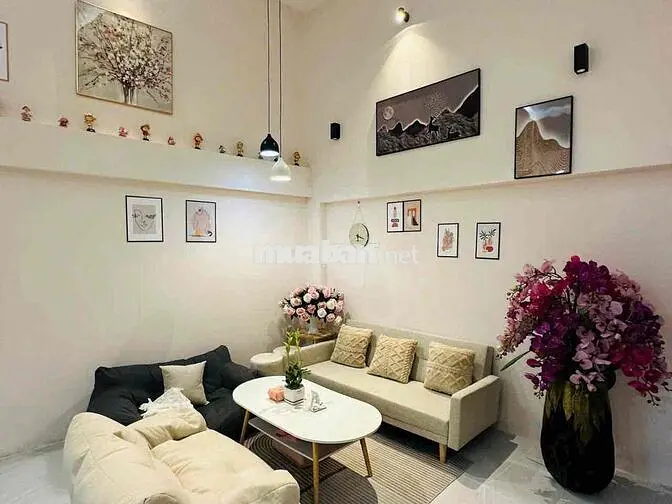 Bán Nhà 4 Tầng Đường Bà Triệu Phương Sài Nha Trang Hướng Tây