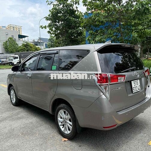 Toyota Innova 2019 số sàn 1 chủ