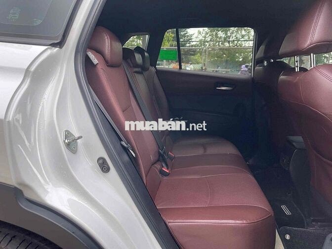 Bán Cross 1.8V 2022 - Xe gia đình 1 chủ mua mới