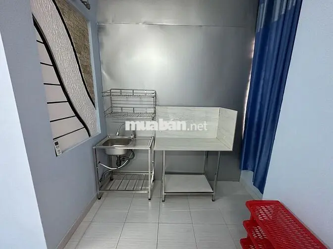 Phòng Nguyên Hồng, tầng trệt, full nội thất
