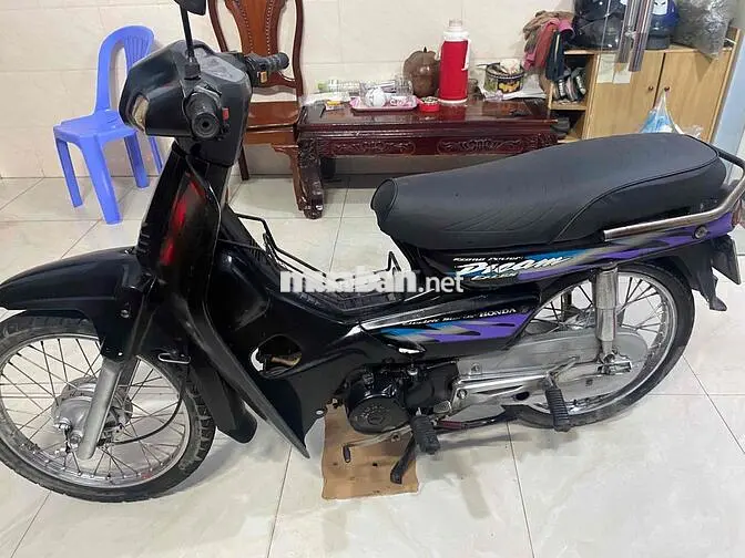 Honda Dream Hàn Quốc Đen