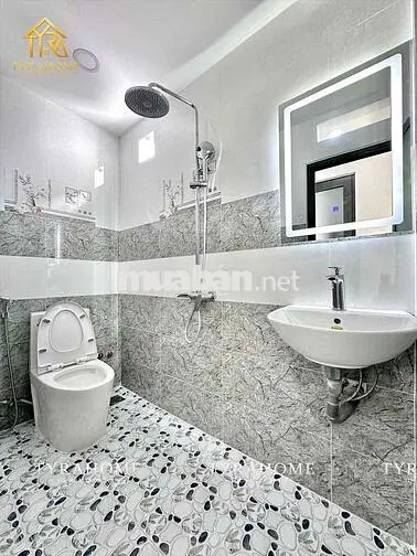 ✨NHÀ MỚI 100% THANG MÁY STUIDO CỬA SỔ LỚN NGAY VLU