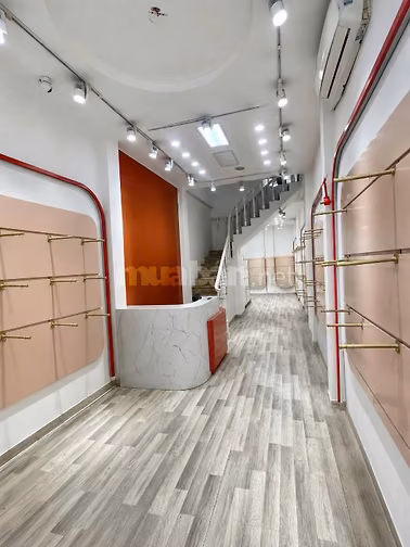 SANG NHƯỢNG CỬA HÀNG 4 TẦNG, MỖI TẦNG 43M2 MẶT ĐƯỜNG CẦU GIẤY