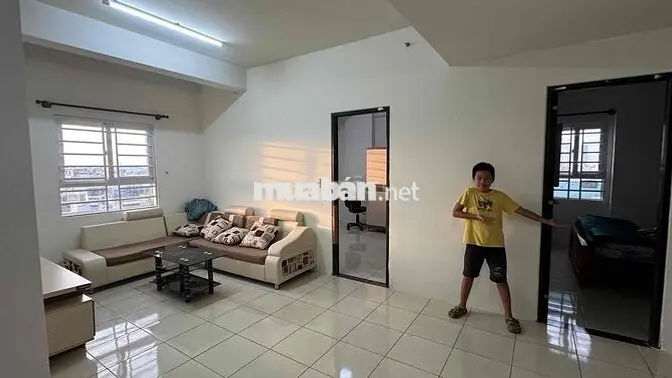 cho thuê căn góc chung cư ngay ngã tư ga q12