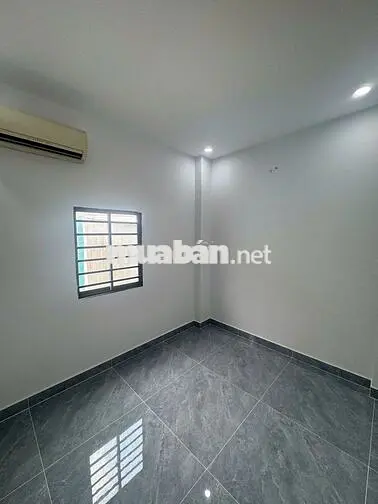 MT Đội Cung P11 Q11-4 x13m-4 tầng 3 PN 3WC-Giá 20tr/th
