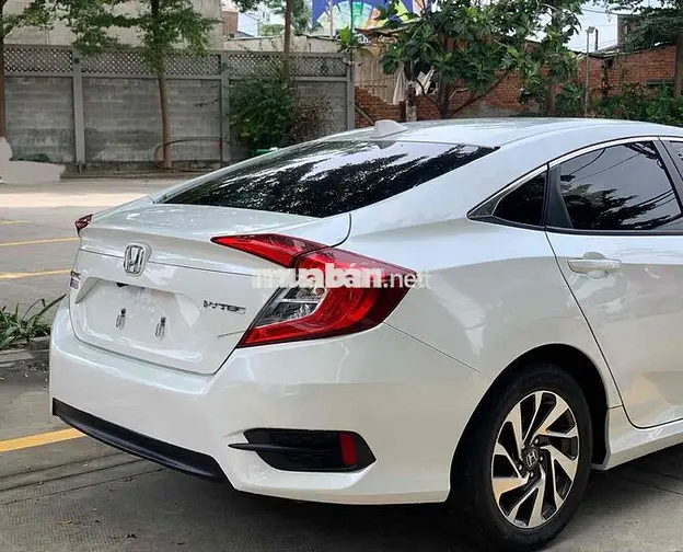 Honda Civic 2019 chạy kĩ giá hợp lý hỗ trợ góp
