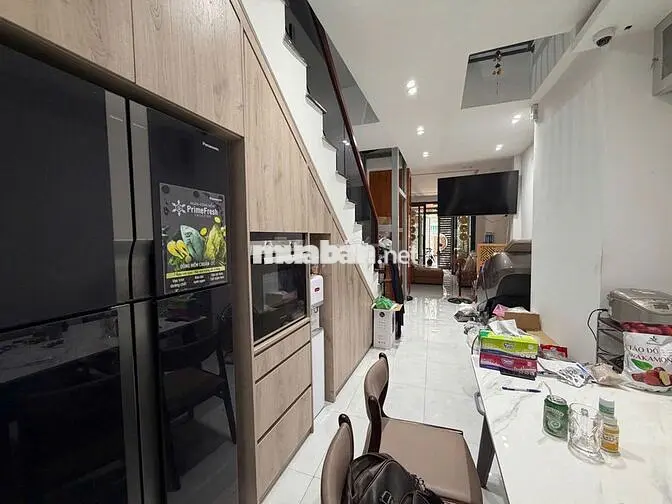 BÁN NHÀ MẶT TIỀN 4 LẦU ĐƯỜNG SỐ 23.TÂN QUY, KHU VIP QUẬN 7