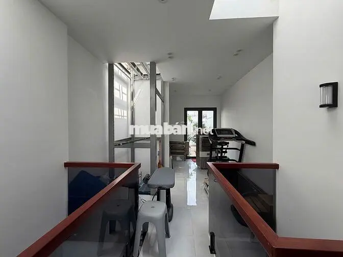 BÁN NHÀ MẶT TIỀN 4 LẦU ĐƯỜNG SỐ 23.TÂN QUY, KHU VIP QUẬN 7