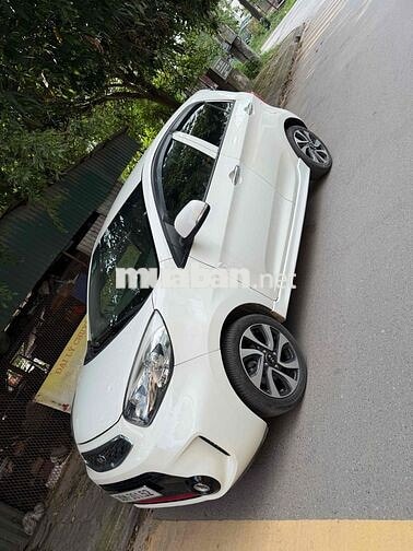 Kia Morning Si Số sàn Trắng 2 túi khí