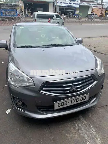 Mitsubishi Attrage Xám