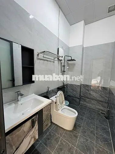 CHO THUÊ STUDIO HAI BÀ TRƯNG – VIEW ĐẸP – 4,3 TRIỆU/THÁNG