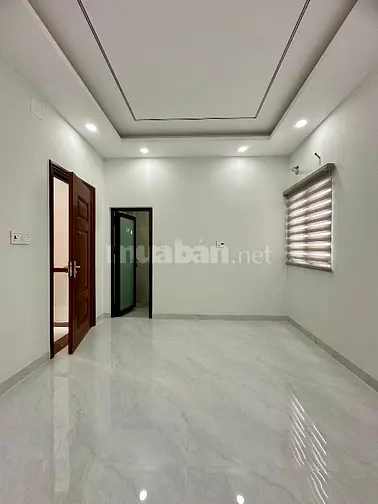 Nhà 4.5 tấm 5,5x12 hẻm 1 sẹc 8m đường ĐẤT MỚI