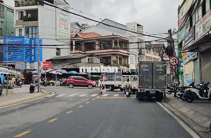 Mặt bằng nguyên căn có gác gần chợ Nam Thiên, pXuân Hương Đà Lạt. 