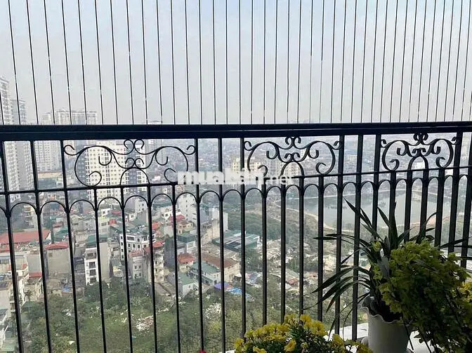 chính chủ cho thuê CHCC Sunshine Garden S2, View đẹp, thoáng mát