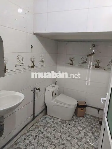 Mặt bằng nguyên căn có gác gần chợ Nam Thiên, pXuân Hương Đà Lạt. 