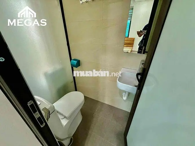 CĂN HỘ 2 NGỦ 2WC 2 BAN CÔNG SIÊU THOÁNG NGAY CÔNG VIÊN CẦU GIẤY