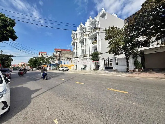 Hoa hậu mặt phố 851 Ngô Gia Tự chỉ hơn 5.x tỷ-thang máy - TTHC Hải An