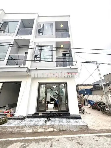 THỦY NGUYÊN Chỉ hơn 1.6 tỷ nhà mới 3 tầng đường 8m gần TT chợ Tổng