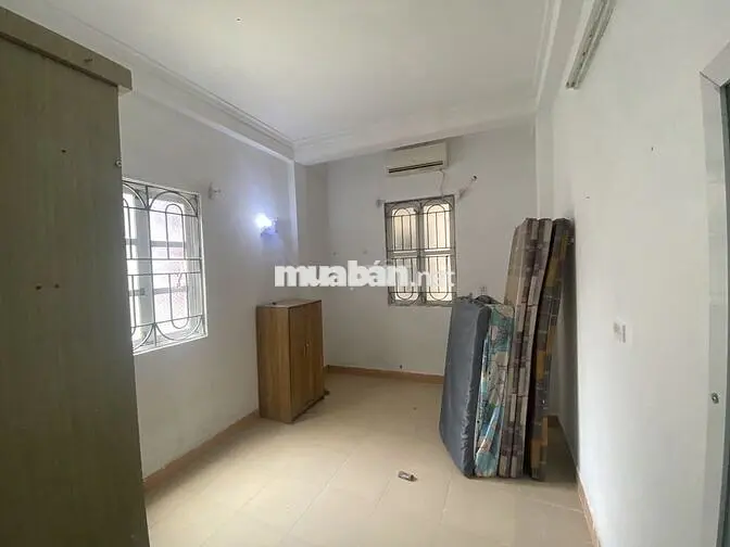 Nhà nguyên căn 2.5 tầng 35m2 Xa La, Hà Đông, cạnh bv quân y 103