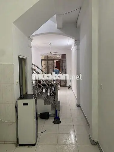 Nhà nguyên căn 2.5 tầng 35m2 Xa La, Hà Đông, cạnh bv quân y 103