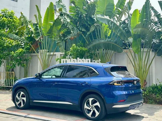 VinFast VF8 GF 2024 Xanh 20000 km